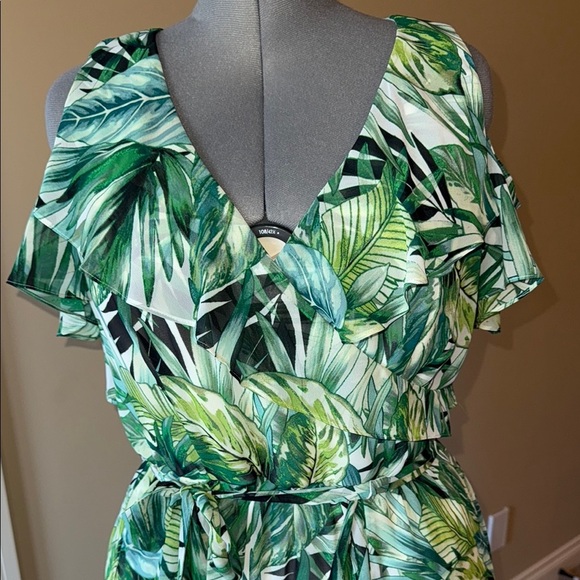 Laura Dress Tropical Green African Leaf Print Elegant Flowy Wedding Guest Cruise - Picture 3 of 13